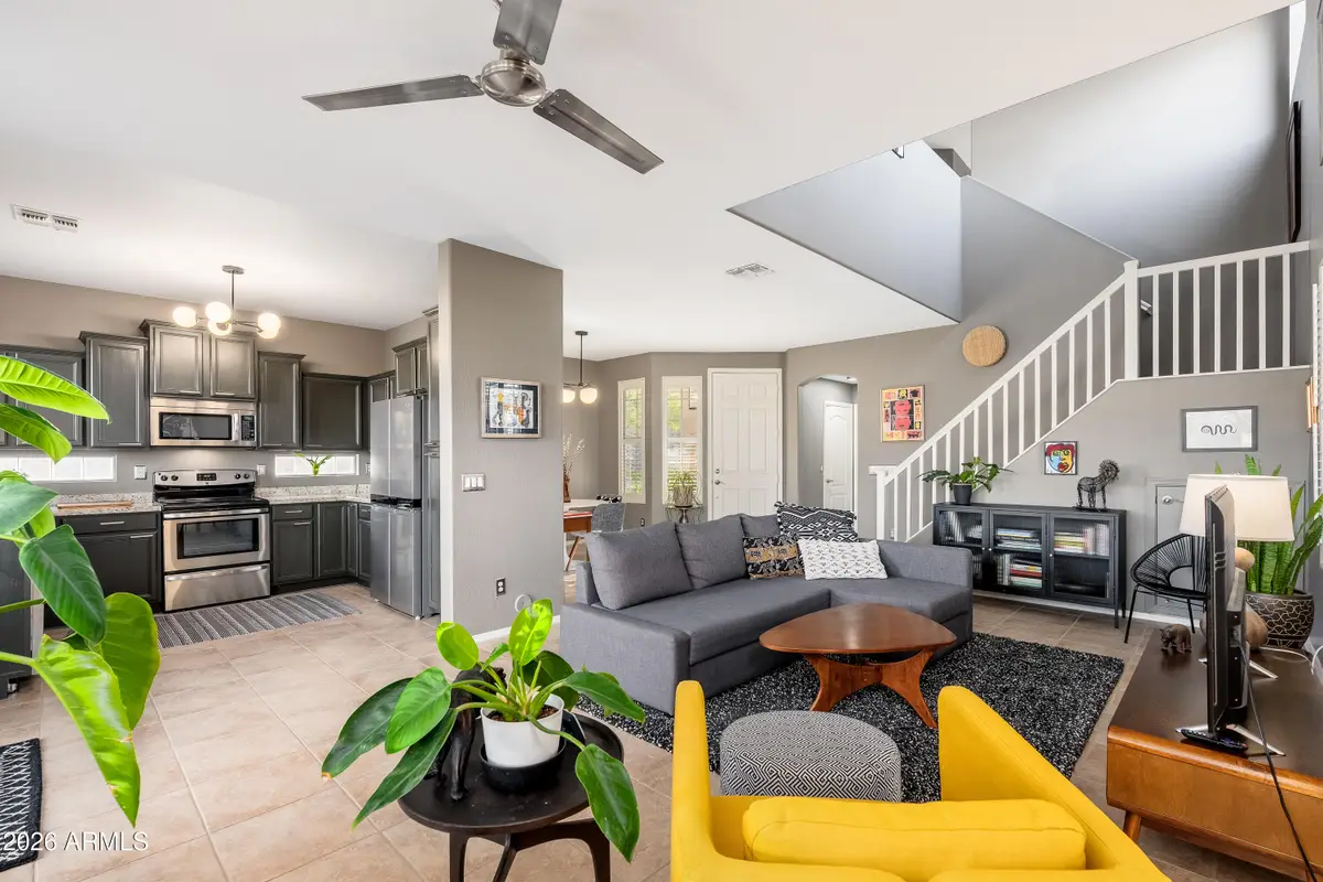 414 E Redwood Lane, Phoenix, AZ 85048 - #1