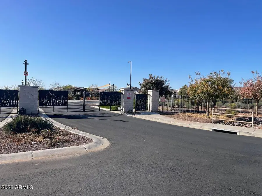 9210 W Roma Avenue, Phoenix, AZ 85037 - #2