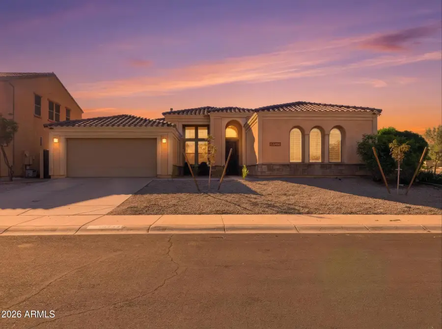 18233 W Estes Way, Goodyear, AZ 85338 - Image #2