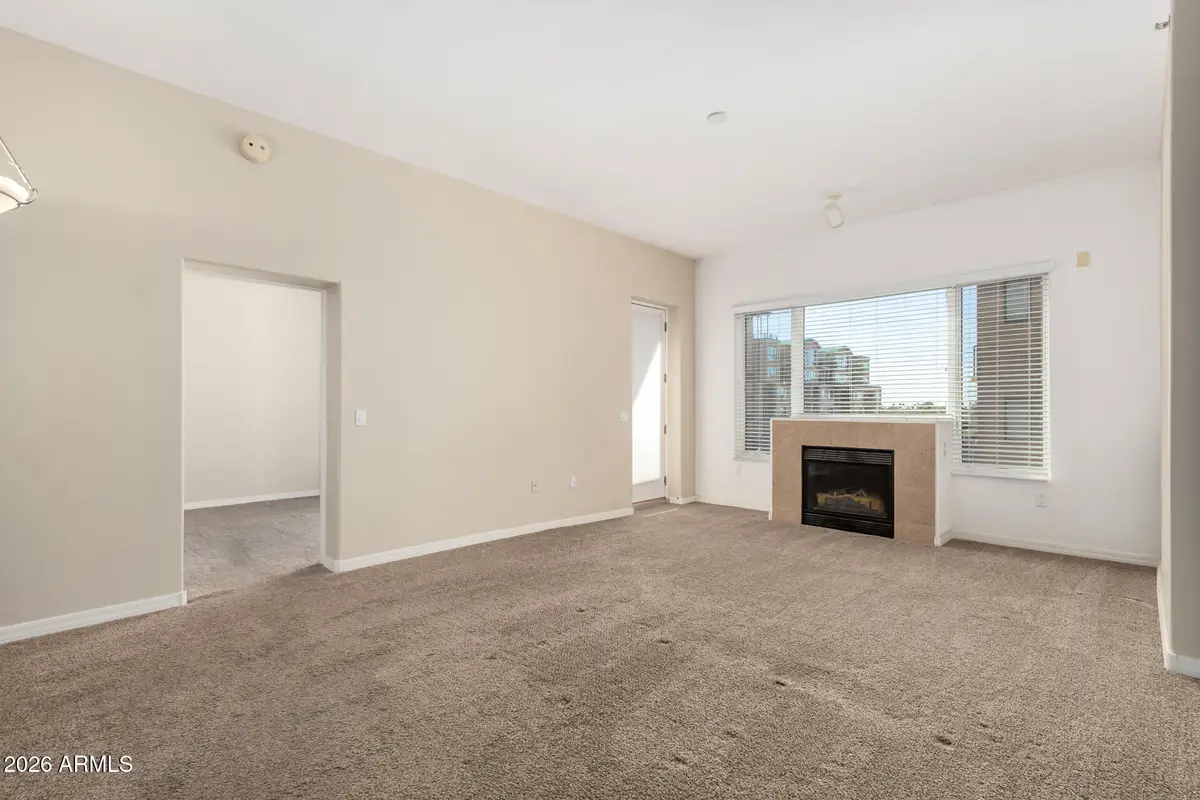 2302 N Central Avenue #411, Phoenix, AZ 85004 - Image #1