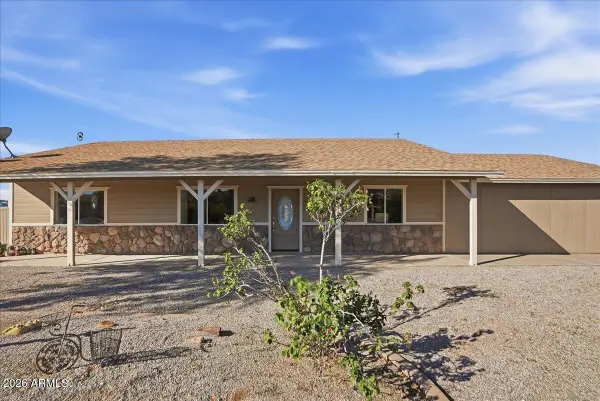 1414 W Ocotillo Road, San Tan Valley, AZ 85140