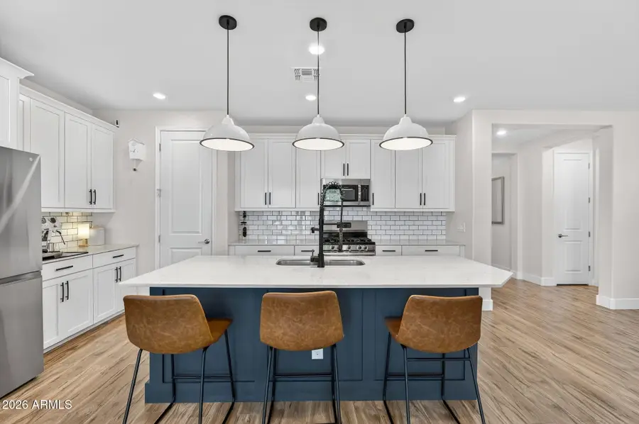 308 W Rainbow Bridge Lane, San Tan Valley, AZ 85140 - Image #2