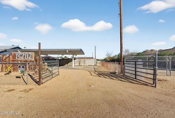 13202 W Ocotillo Road, Glendale, AZ 85307