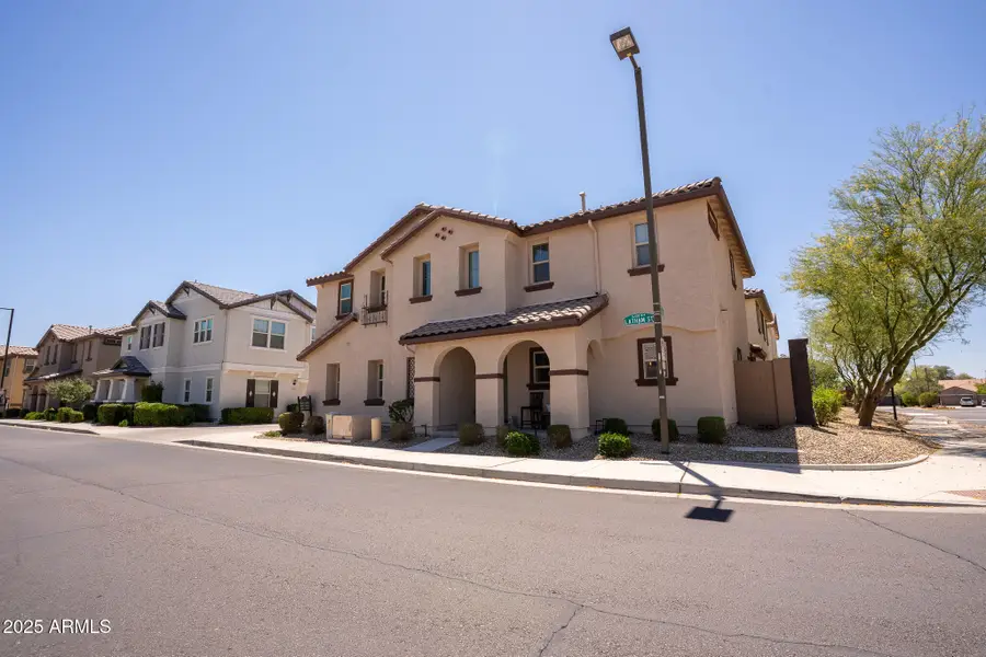 16425 W Latham Street, Goodyear, AZ 85338 - Image #2