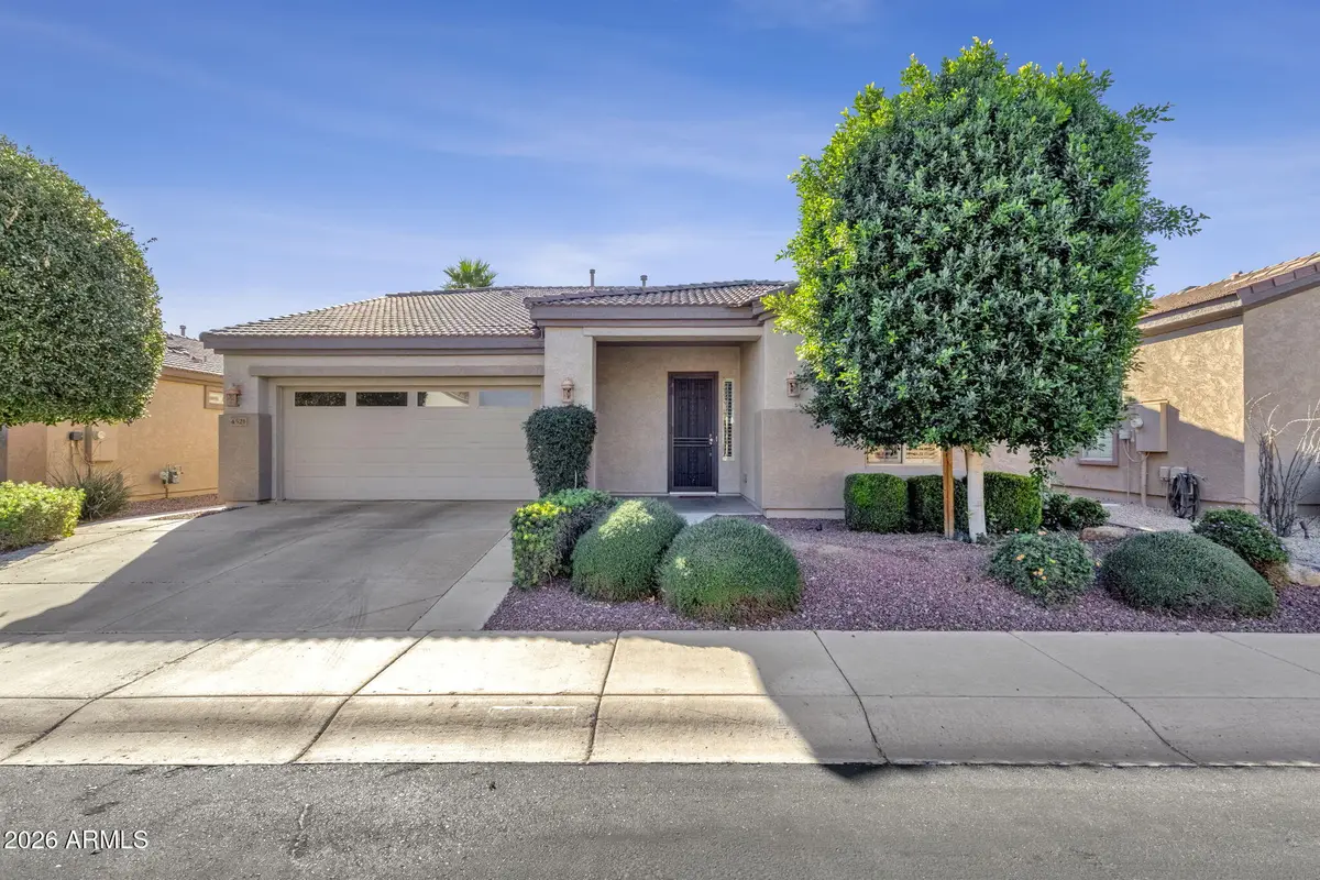 4521 E Carob Drive, Gilbert, AZ 85298 - Image #1