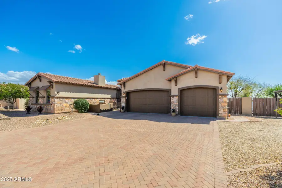 10649 E Saddle Blanket Trail, Gold Canyon, AZ 85118 - Image #2