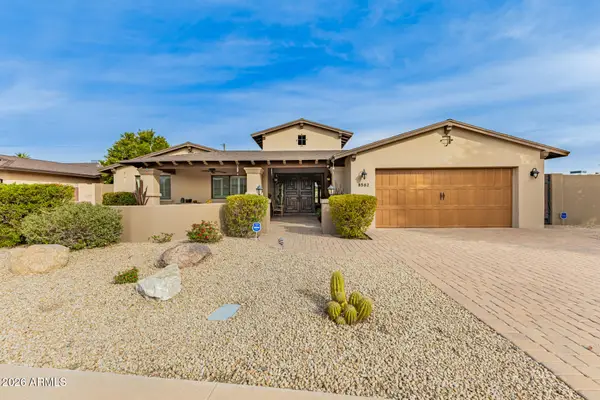 8562 E Turney Avenue, Scottsdale, AZ 85251