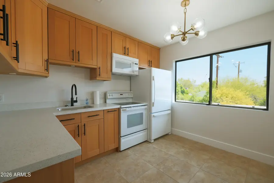 749 E Montebello Avenue #231, Phoenix, AZ 85014 - Image #2