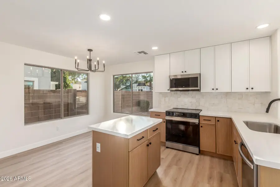 38302 N Sandy Drive, San Tan Valley, AZ 85140 - Image #3