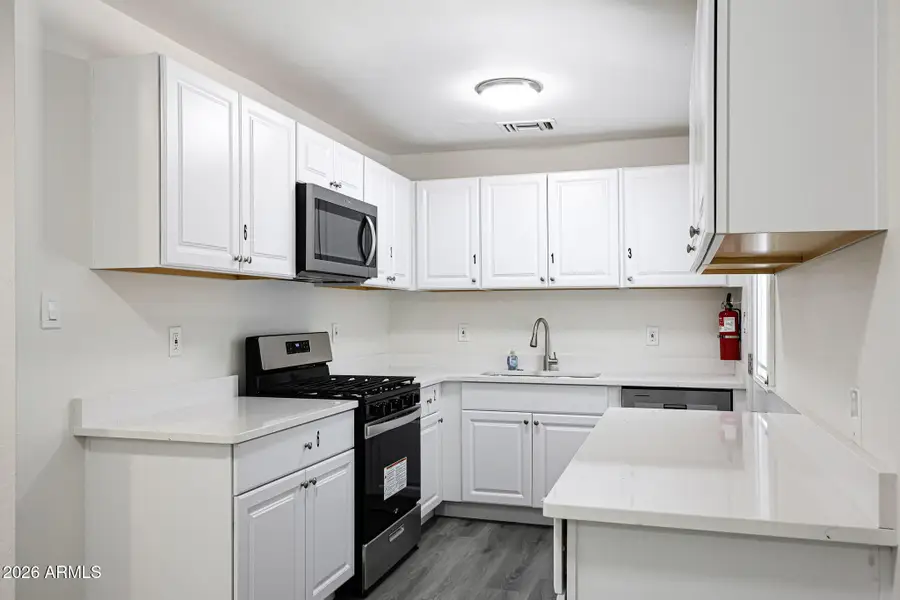 1339 E Glenrosa Avenue, Phoenix, AZ 85014 - Image #3