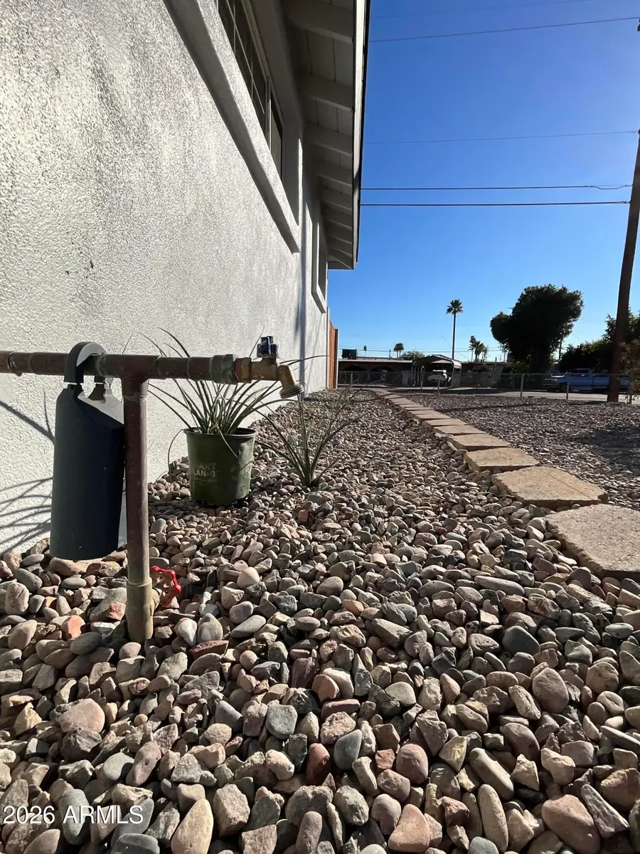 2301 N 39th Lane, Phoenix, AZ 85009 - Image #3