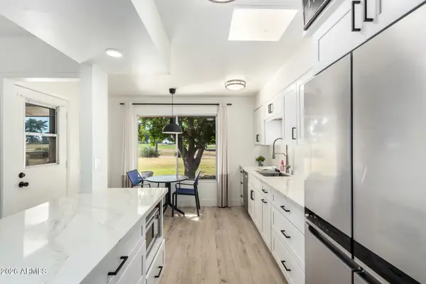 18218 N 99th Drive, Sun City, AZ 85373