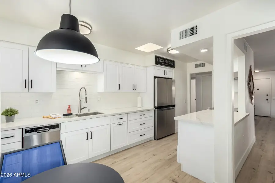 18218 N 99th Drive, Sun City, AZ 85373 - Image #2