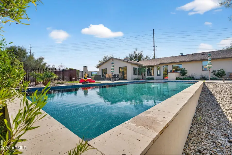 6316 E Dixileta Drive, Cave Creek, AZ 85331 - Image #2