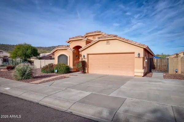 2206 E Ruby Lane, Phoenix, AZ 85024