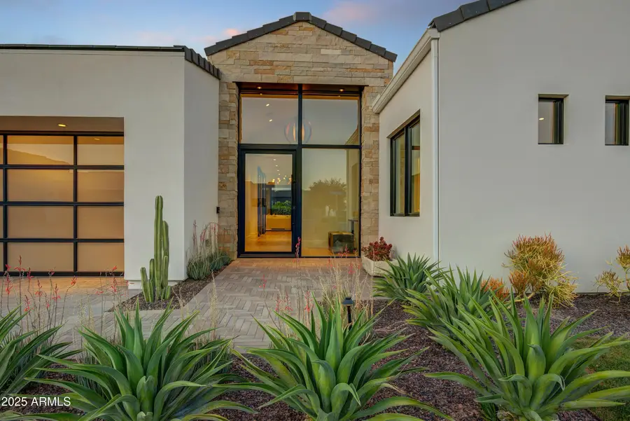 6930 E Cactus Wren Road, Paradise Valley, AZ 85253 - #3