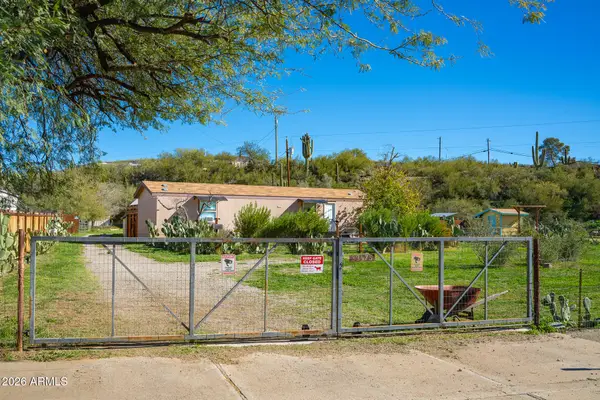 33475 S Ha Wa Si Trail, Black Canyon City, AZ 85324