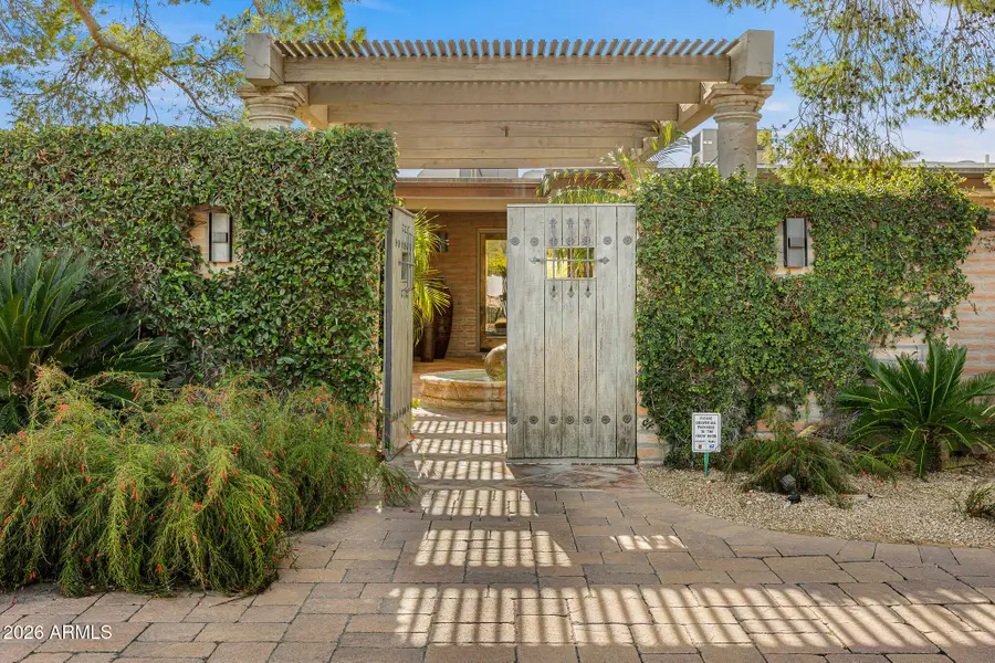 3921 E San Miguel Avenue, Paradise Valley, AZ 85253 - #2