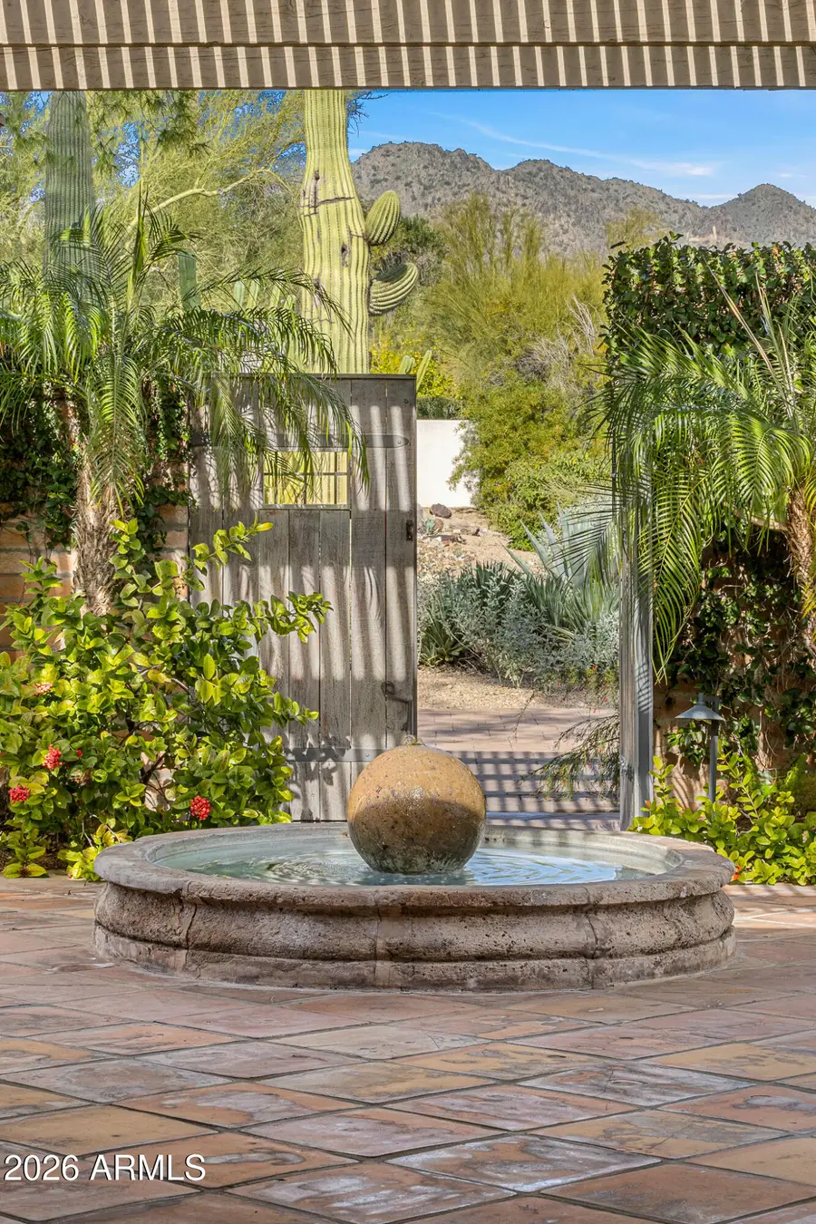 3921 E San Miguel Avenue, Paradise Valley, AZ 85253 - #3