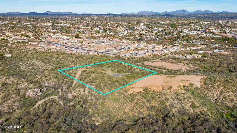 215 S Howard Court, Wickenburg, AZ 85390 - Image #2