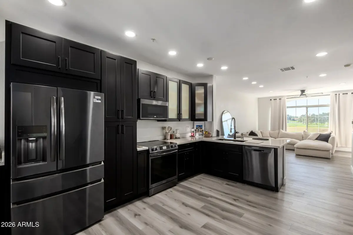 4455 E Paradise Village Parkway #1032, Phoenix, AZ 85032 - #1