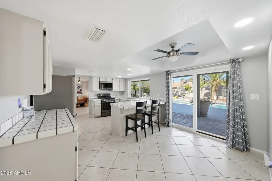 612 E Brook Hollow Drive, Phoenix, AZ 85022 - #2