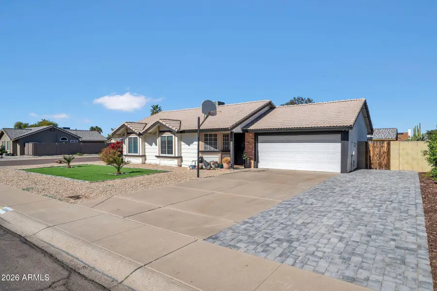 8044 W Columbine Drive, Peoria, AZ 85381 - #2