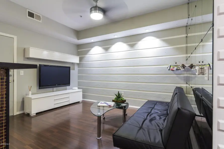 1701 E Colter Street #203, Phoenix, AZ 85016 - #2