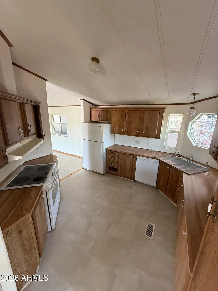 401 E Queen Creek Drive, Queen Valley, AZ 85118 - #3