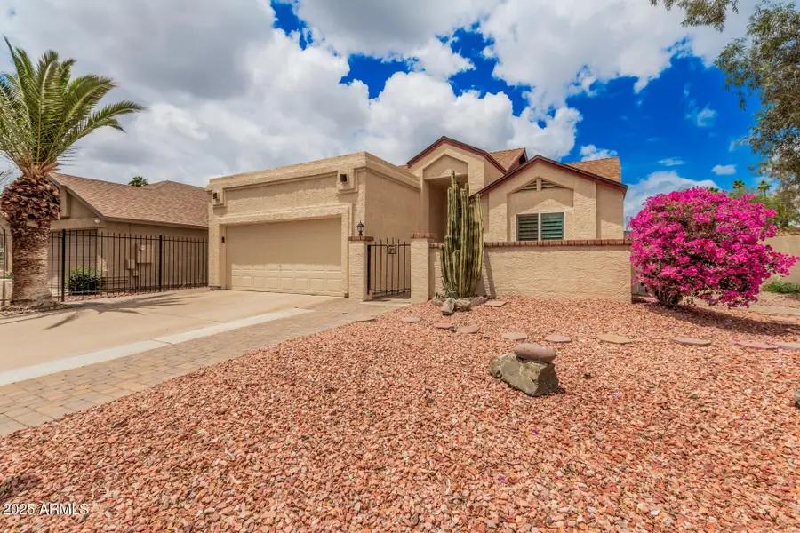10244 N 65th Lane, Glendale, AZ 85302 - Image #2