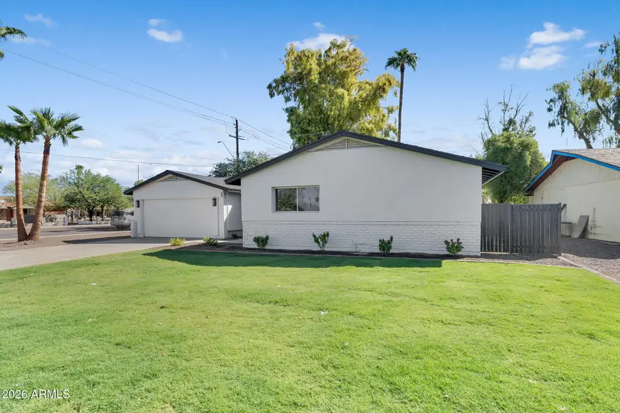 1559 N Upland Circle, Mesa, AZ 85201 - Image #3