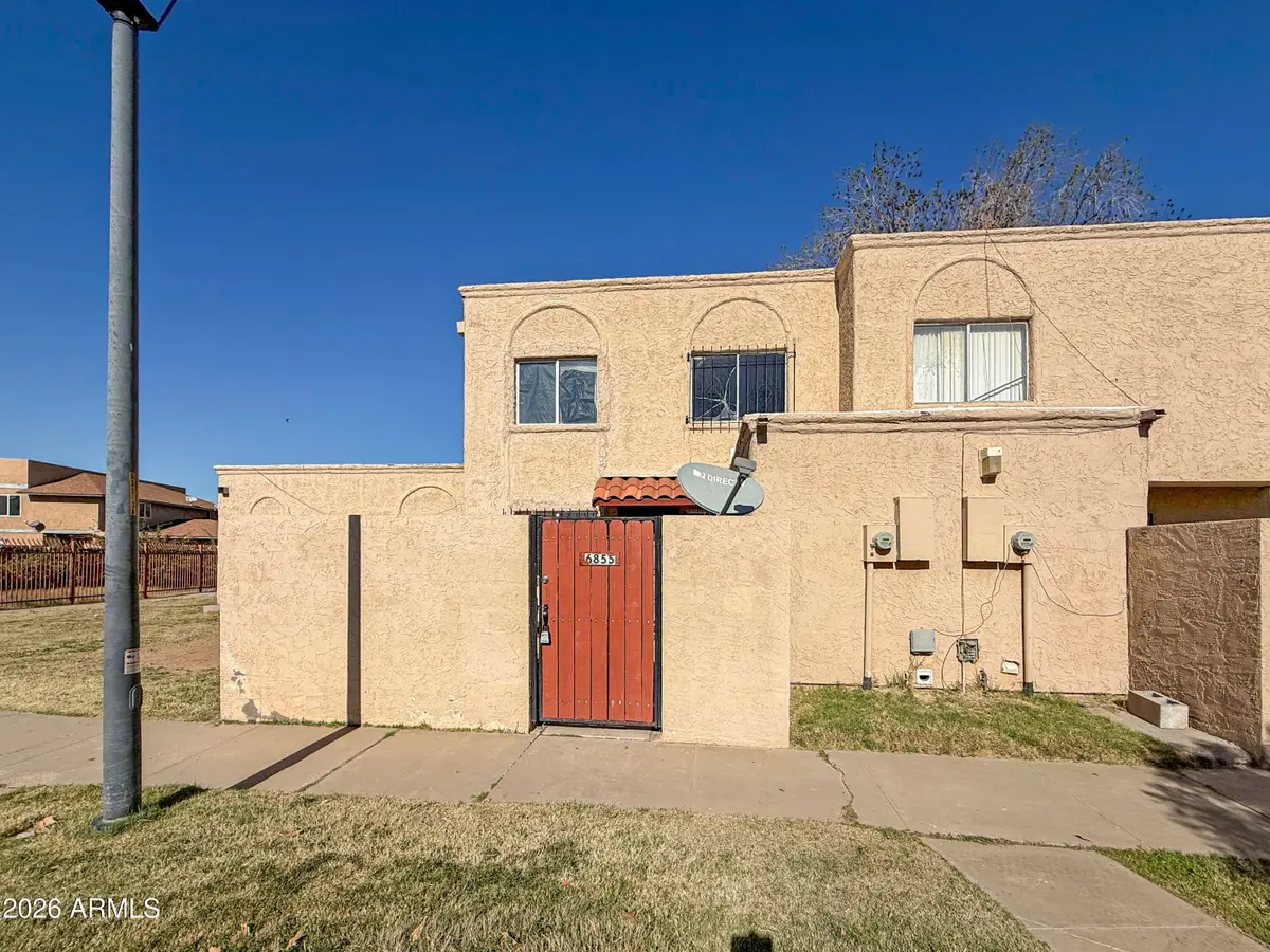 6855 W Devonshire Avenue, Phoenix, AZ 85033 - Image #1