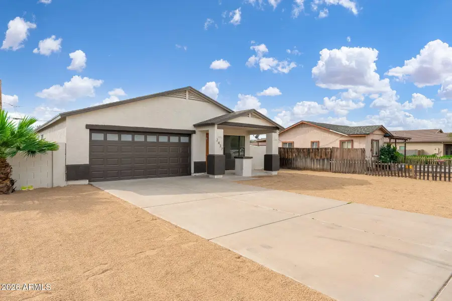 2437 E Tamarisk Avenue, Phoenix, AZ 85040 - #2