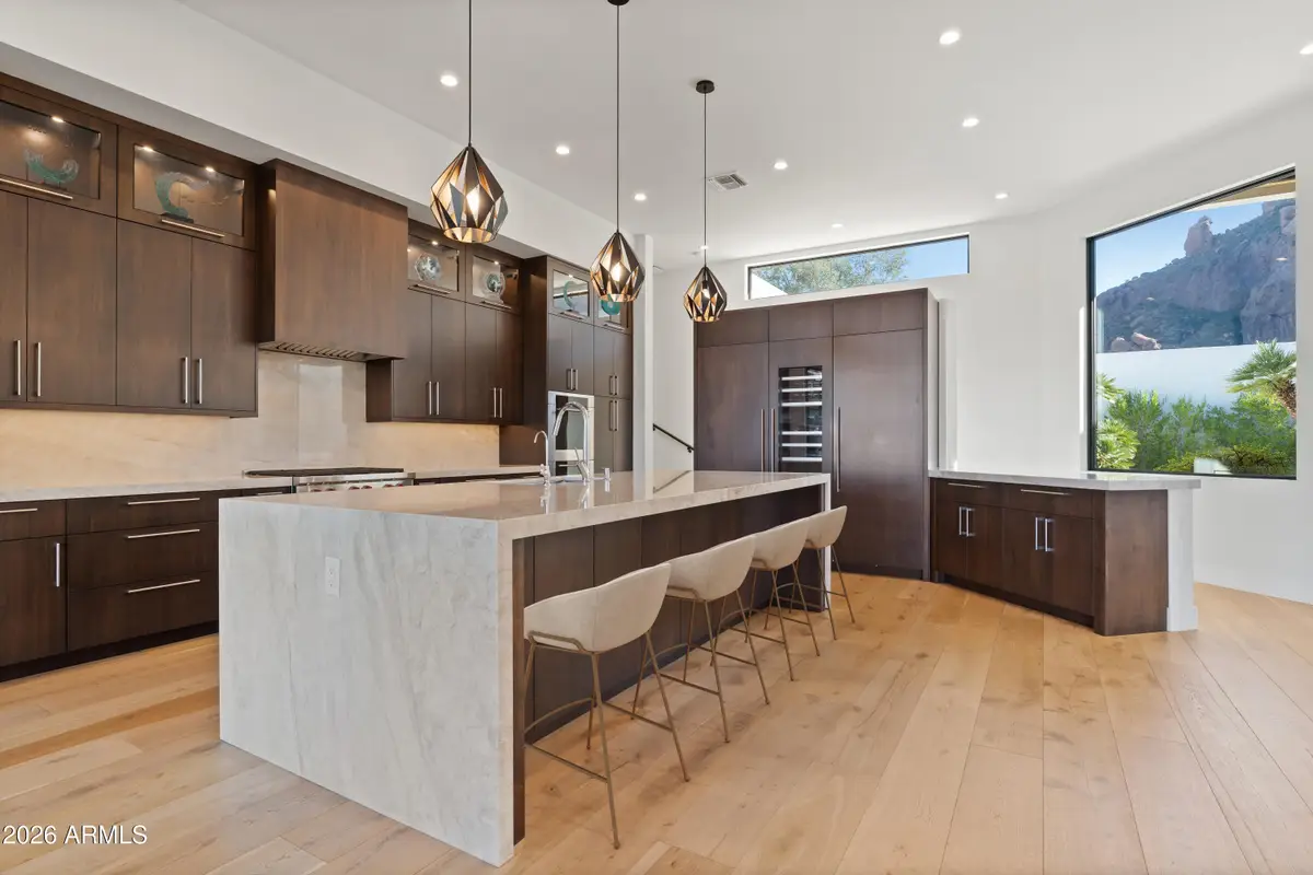 5724 N Echo Canyon Drive, Phoenix, AZ 85018 - #1