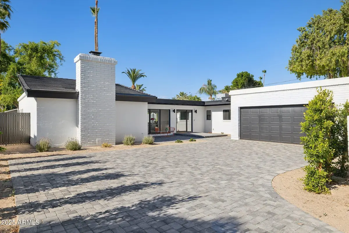 342 E Orangewood Avenue, Phoenix, AZ 85020 - #1