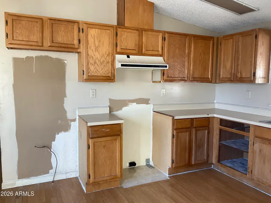 2292 N Ironwood Drive #33, Apache Junction, AZ 85120 - #3