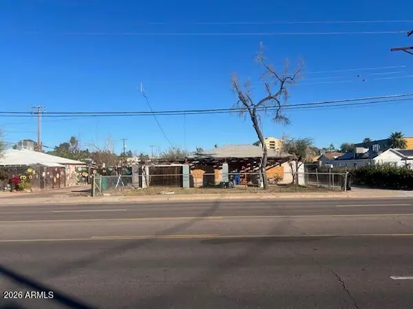 554 W Rio Salado Parkway, Mesa, AZ 85201