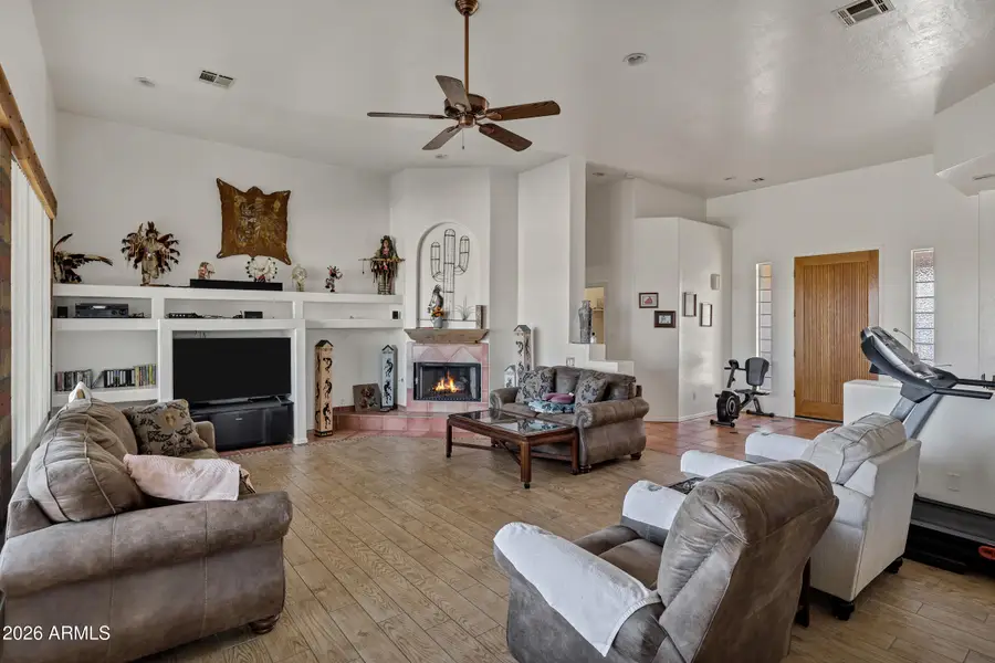 35219 N 10th Street, Phoenix, AZ 85086 - Image #2