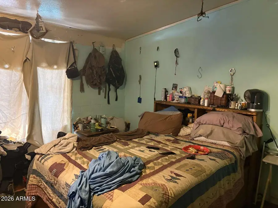 1038 W 3rd Avenue, San Manuel, AZ 85631 - Image #2