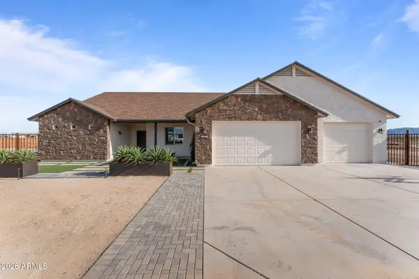 21015 W White Feather Lane, Wittmann, AZ 85361