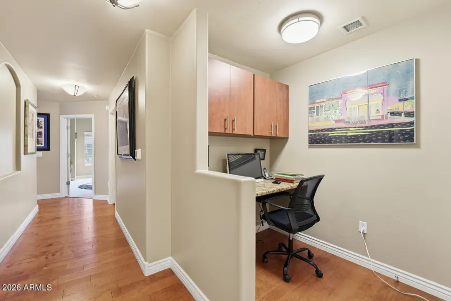 5450 E Deer Valley Drive #2225, Phoenix, AZ 85054 - Image #2