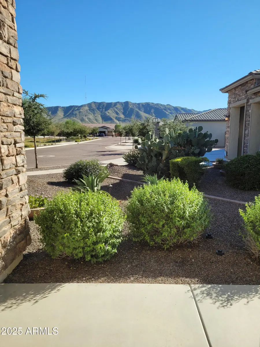 2228 W Caldwell Street, Phoenix, AZ 85041 - Image #2