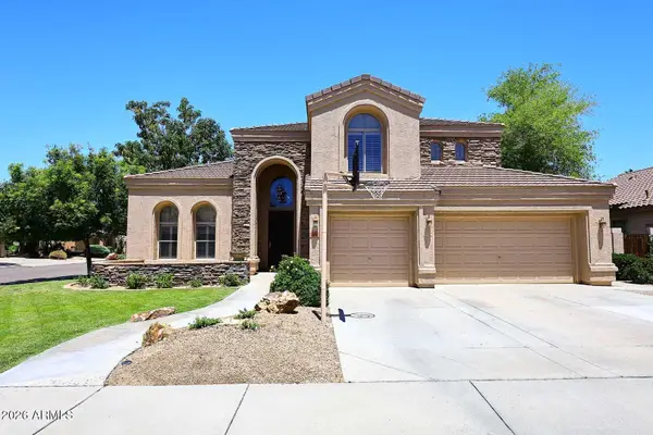 7272 W Crystal Road, Glendale, AZ 85308
