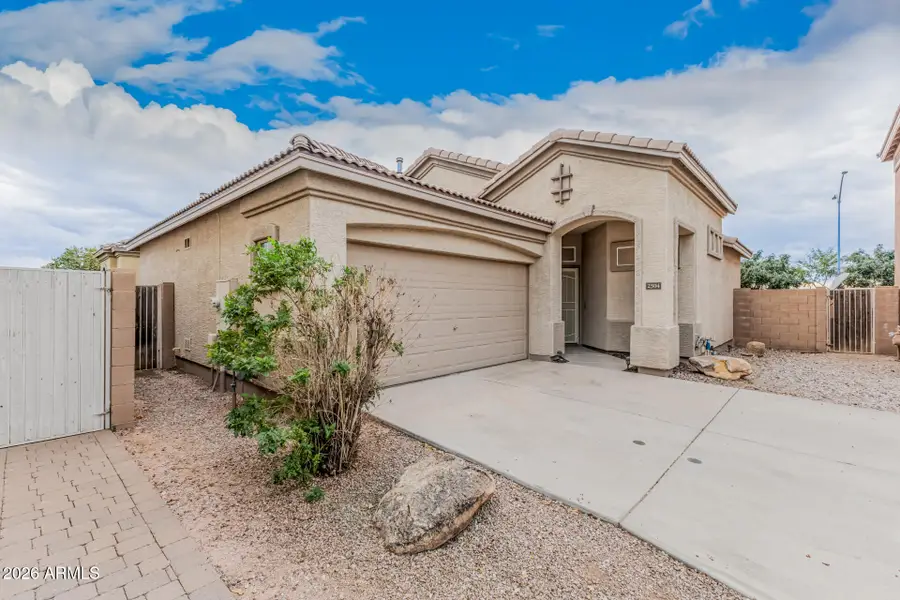 2304 S Bernard --, Mesa, AZ 85209 - #2