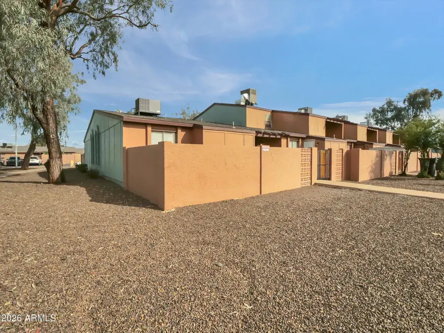 3645 N 69th Avenue #30, Phoenix, AZ 85033 - Image #2