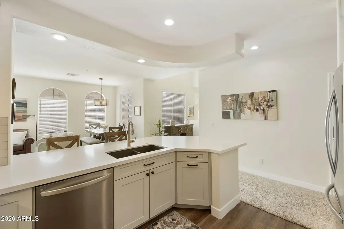 10655 N 9th Street #217, Phoenix, AZ 85020 - Image #1