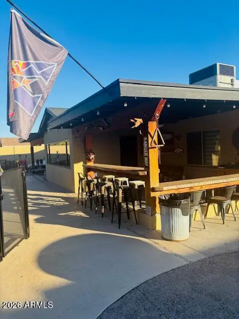 4042 E Nisbet Road, Phoenix, AZ 85032