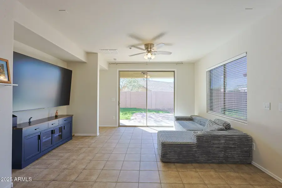 1623 W Owens Way, Anthem, AZ 85086 - Image #2