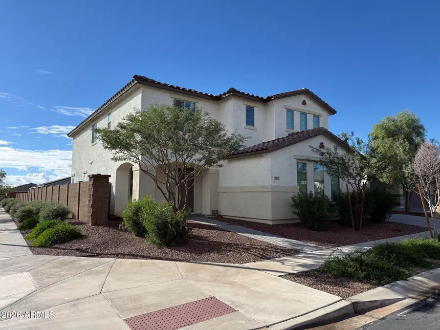 17847 W Straight Arrow Lane, Surprise, AZ 85387 - Image #2