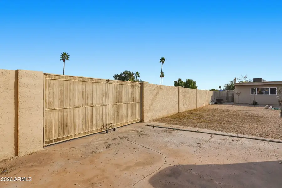 3462 E Hearn Road, Phoenix, AZ 85032 - Image #2